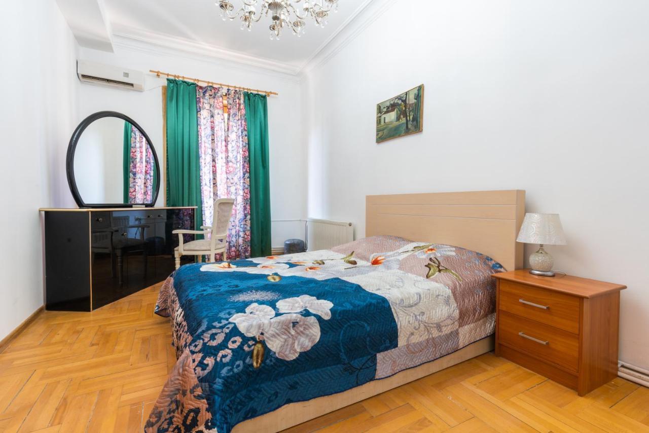 Center 4 You Ξενοδοχείο Τυφλίδα Εξωτερικό φωτογραφία