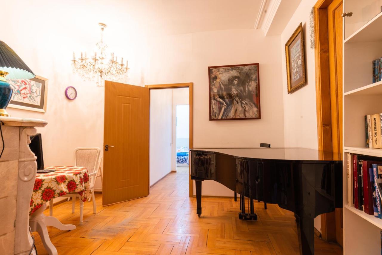 Center 4 You Ξενοδοχείο Τυφλίδα Εξωτερικό φωτογραφία